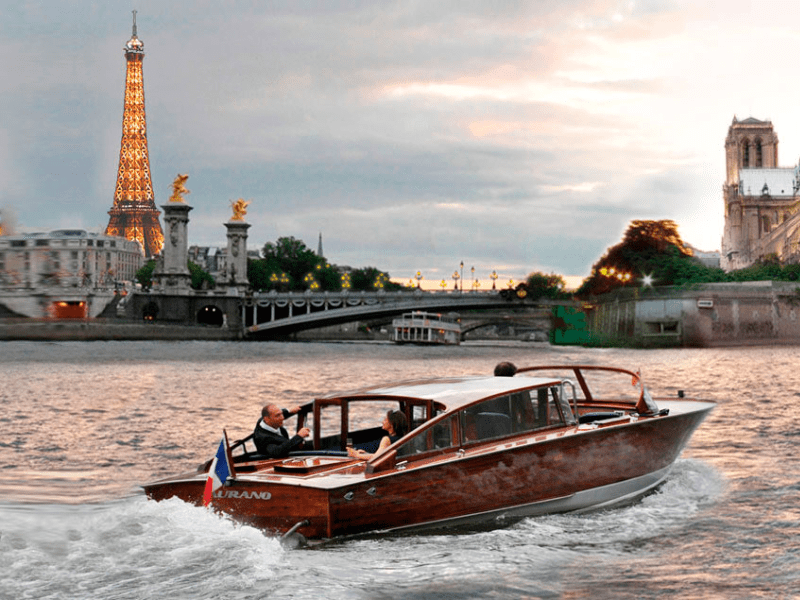 Private Champagne Boat Ride on the Seine